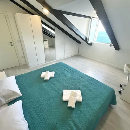 Queen Of The Sea Апартаменты *